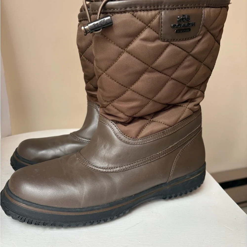 Coach Winter Boots | Quilted Weatherproof | Leather | Gorpcore Women’s Size 8